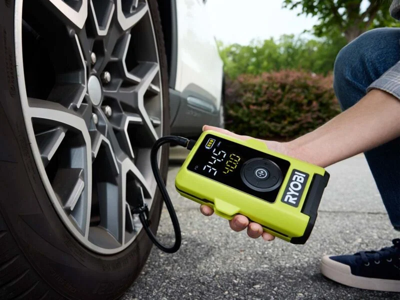 Ryobi USB Lithium Smart Tire Inflator FVIF52K