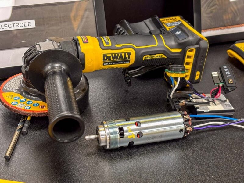 DeWalt 20V Max Atomic Angle Grinder Motor 07
